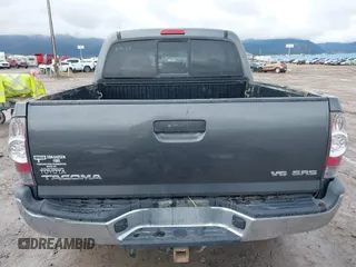 2013 Toyota Tacoma with VIN 3TMLU4EN7DM113315, listed as a IAAI auction lot 41938415 with 228,912 mi miles and . Bid and sale history available at DreamBid. Image 17.