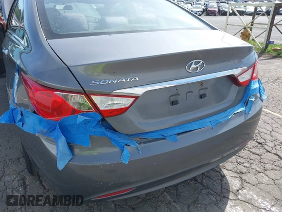 2011 Hyundai Sonata GLS with VIN 5NPEB4AC3BH032401, listed as a IAAI auction lot 42215100 with 159,178 mi miles and . Bid and sale history available at DreamBid. Image 6.