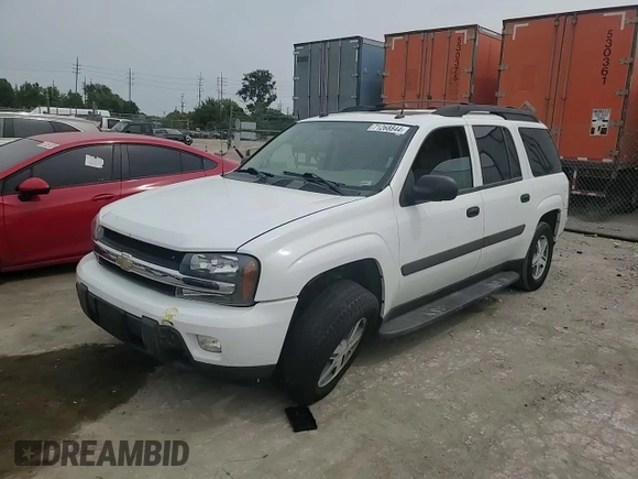 2005 Chevrolet TrailBlazer LS with VIN 1GNET16S556113398, listed as a Copart auction lot 71268844 with Not Provided miles and Salvage Title. Bid and sale history available at DreamBid. Image 12.