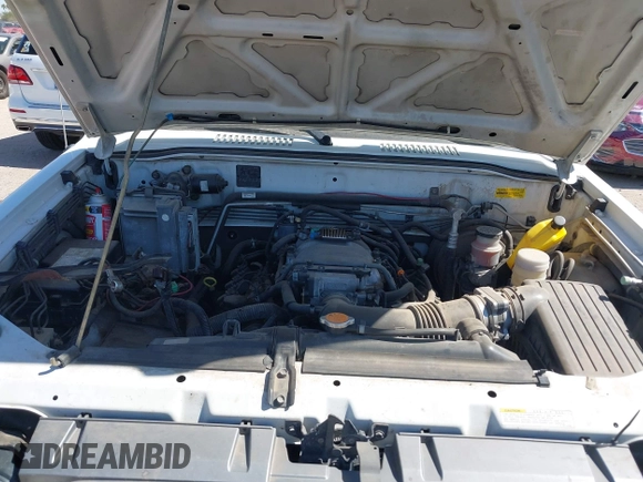 2000 Isuzu Trooper S z VIN JACDJ58X3Y7J01533, wystawiony jako IAAI lot #42227720 z przebiegiem 210 303 mil mil oraz . Historia ofert i sprzedaży dostępna na DreamBid. Obrazek 10.