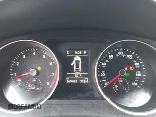 2015 Volkswagen Jetta SE with VIN 3VWD17AJXFM318080, listed as a IAAI auction lot 42119974 with 169,463 mi miles and . Bid and sale history available at DreamBid. Image 7.