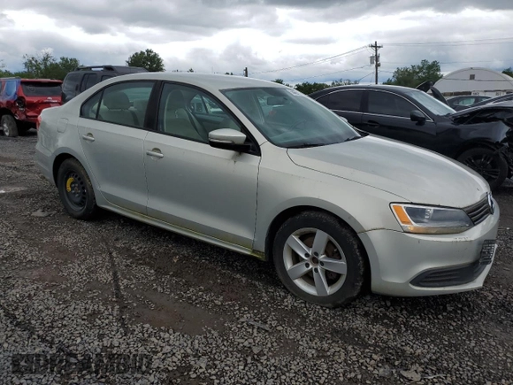 2011 Volkswagen Jetta TDI with VIN 3VWLL7AJ3BM079357, listed as a Copart auction lot 58485125 with 183,089 mi miles and Clean title. Bid and sale history available at DreamBid. Image 4.