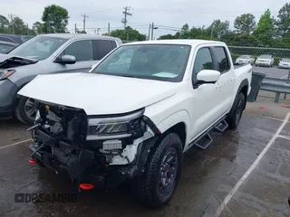 2025 Nissan Frontier SV с VIN 1N6ED1EJ8SN610734, выставлен на аукционе IAAI как лот 42210100 с пробегом 8 465 миль миль и . История ставок и продаж доступна на DreamBid. Изображение 2.