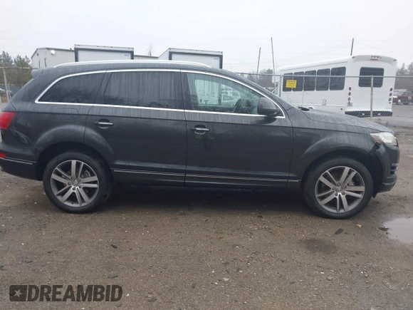 2014 Audi Q7 Premium Plus with VIN WA1LMAFE3ED016102, listed as a IAAI auction lot 40954158 with 129,143 mi miles and . Bid and sale history available at DreamBid. Image 13.