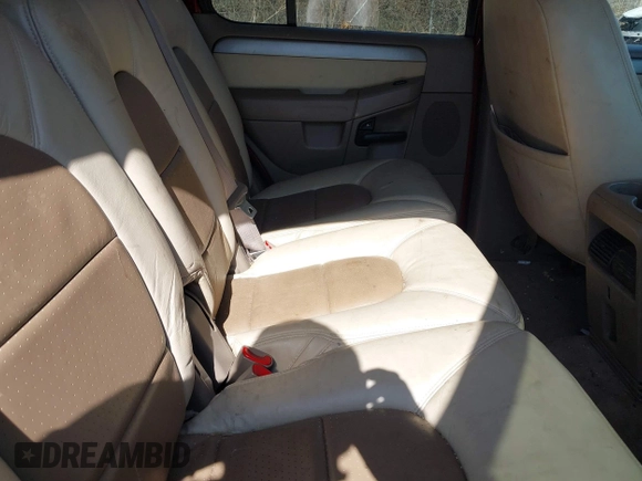 2004 Ford Explorer XLT with VIN 1FMZU73E04UC09390, listed as a IAAI auction lot 41798881 with 131,802 mi miles and . Bid and sale history available at DreamBid. Image 8.