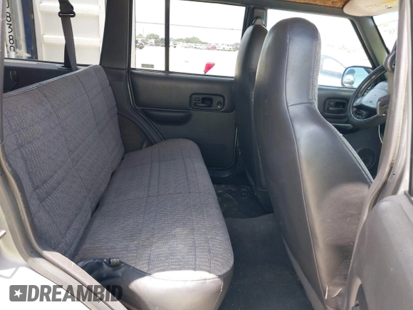 2001 Jeep Cherokee Sport с VIN 1J4FF48S01L548676, выставлен на аукционе IAAI как лот 42408587 с пробегом 191 887 миль миль и . История ставок и продаж доступна на DreamBid. Изображение 8.