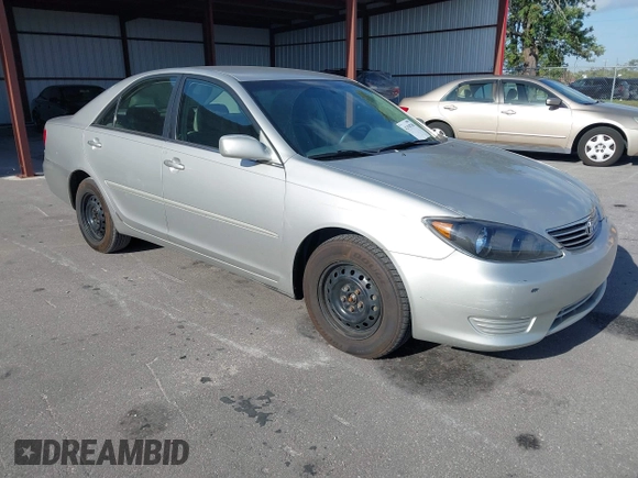 2006 Toyota Camry STD with VIN 4T1BE32K46U647704, listed as a IAAI auction lot 42158768 with 171,116 mi miles and . Bid and sale history available at DreamBid. Image 1.