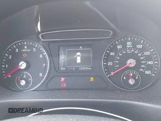 2017 Kia Sorento LX with VIN 5XYPG4A34HG276651, listed as a IAAI auction lot 41971527 with 122,640 mi miles. Bid and sale history available at carsss.com. Image 7.