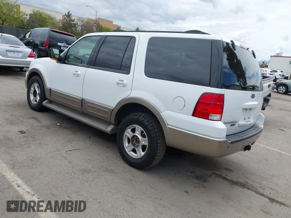 2004 Ford Expedition Eddie Bauer with VIN 1FMPU17L14LA05104, listed as a IAAI auction lot 42064535 with 249,614 mi miles. Bid and sale history available at carsss.com. Image 3.