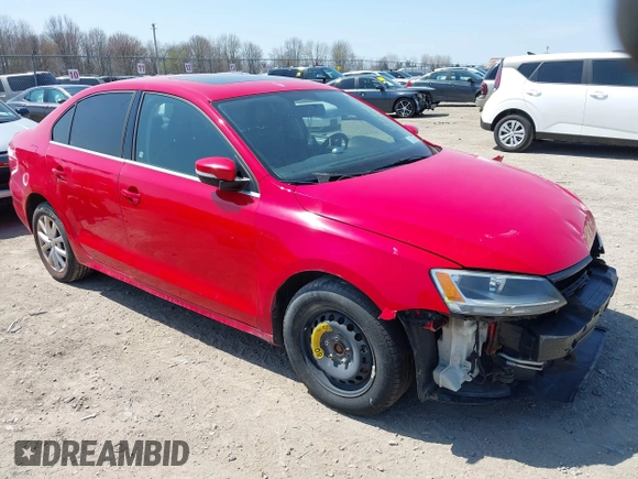 2013 Volkswagen Jetta SE with VIN 3VWDP7AJ8DM350439, listed as a IAAI auction lot 41957425 with 104,685 mi miles and . Bid and sale history available at DreamBid. Image 1.