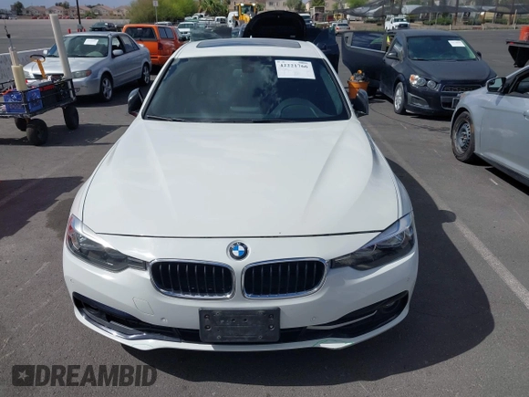 2016 BMW 3 Series 328i z VIN WBA8E9C50GK648594, wystawiony jako IAAI lot #42221766 z przebiegiem 127 590 mil mil oraz . Historia ofert i sprzedaży dostępna na DreamBid. Obrazek 12.