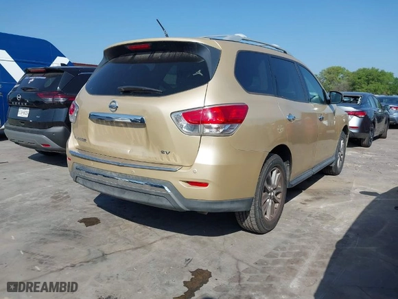 2013 Nissan Pathfinder SL with VIN 5N1AR2MN1DC657885, listed as a IAAI auction lot 41870987 with 167,875 mi miles. Bid and sale history available at carsss.com. Image 4.