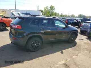 2016 Jeep Cherokee Altitude with VIN 1C4PJMAB5GW182417, listed as a Copart auction lot 69486134 with 157,571 mi miles and Salvage title. Bid and sale history available at DreamBid. Image 3.