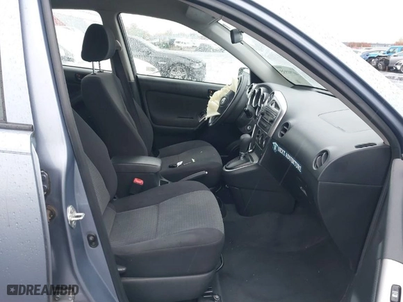 2007 Toyota Matrix STD with VIN 2T1KR32E17C646933, listed as a IAAI auction lot 40791935 with 167,216 mi miles. Bid and sale history available at carsss.com. Image 5.