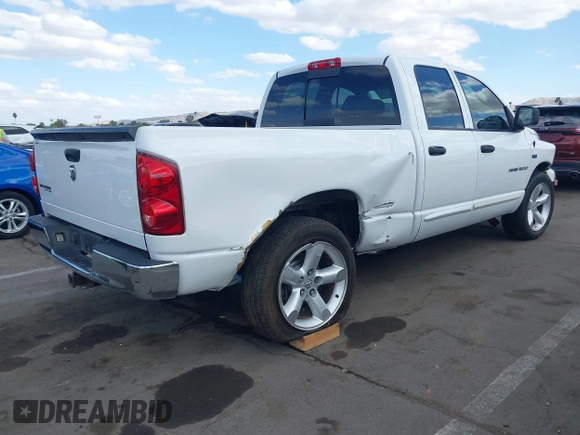 2007 Dodge Ram 1500 SLT with VIN 1D7HA18297S123389, listed as a IAAI auction lot 42043432 with Not Provided miles. Bid and sale history available at carsss.com. Image 4.