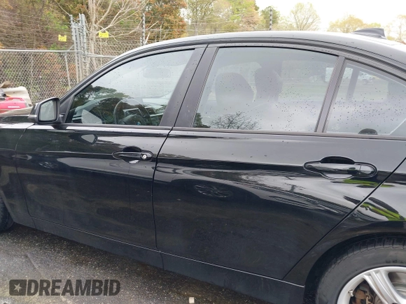 2015 BMW 3 Series 328i xDrive with VIN WBA3B5C55FP654730, listed as a IAAI auction lot 41578639 with 173,935 mi miles and . Bid and sale history available at DreamBid. Image 13.