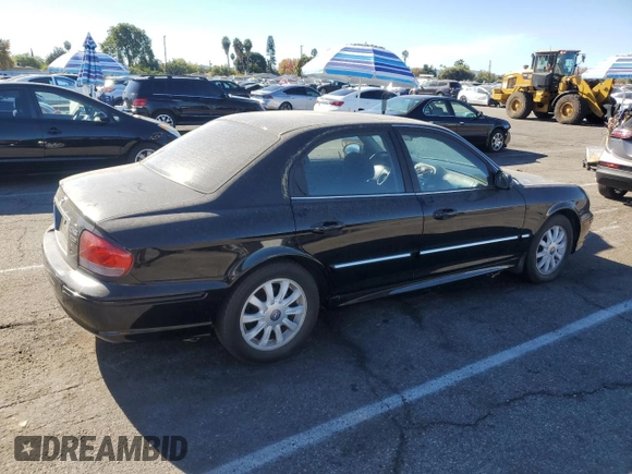 2002 Hyundai Sonata GLS with VIN KMHWF35H92A641858, listed as a Copart auction lot 80581244 with 124,020 mi miles and Clean Title. Bid and sale history available at carsss.com. Image 3.