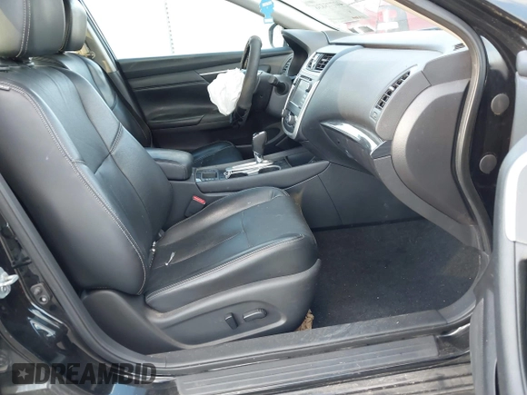 2016 Nissan Altima SR with VIN 1N4AL3AP9GC195698, listed as a IAAI auction lot 40773838 with 174,455 mi miles and . Bid and sale history available at DreamBid. Image 5.