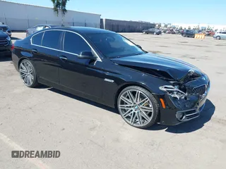 2015 BMW 5 Series 528i with VIN WBA5A5C53FD517315, listed as a IAAI auction lot 41653911 with 145,877 mi miles. Bid and sale history available at carsss.com. Image 1.