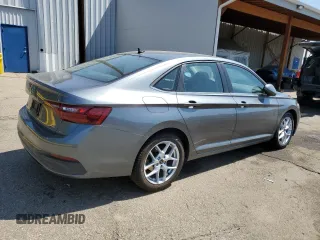 2022 Volkswagen Jetta SE with VIN 3VWEM7BU9NM013608, listed as a Copart auction lot 61476275 with 33,316 mi miles and Salvage title. Bid and sale history available at DreamBid. Image 3.