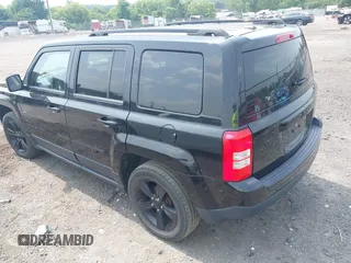 2015 Jeep Patriot Sport с VIN 1C4NJPBA6FD318661, выставлен на аукционе IAAI как лот 42504234 с пробегом 161 853 миль миль и . История ставок и продаж доступна на DreamBid. Изображение 3.
