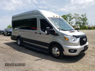 2022 Ford Transit with VIN 1FDRU8UG5NKA33889, listed as a Copart auction lot 55999664 with 23,149 mi miles and Salvage Title. Bid and sale history available at DreamBid. Image 4.