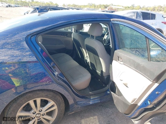 2017 Hyundai Elantra SE with VIN 5NPD84LF3HH196001, listed as a IAAI auction lot 41959288 with 132,891 mi miles. Bid and sale history available at carsss.com. Image 8.