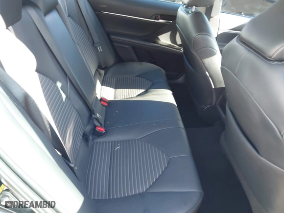 2018 Toyota Camry LE with VIN 4T1B11HK0JU667187, listed as a IAAI auction lot 41816582 with 119,692 mi miles. Bid and sale history available at carsss.com. Image 8.
