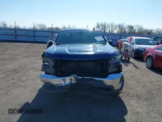2019 Chevrolet Silverado 1500 LT with VIN 3GCUYDED8KG213810, listed as a IAAI auction lot 41427290 with 55,298 mi miles. Bid and sale history available at carsss.com. Image 12.