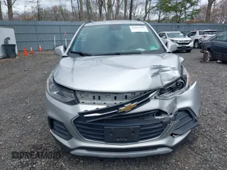 2018 Chevrolet Trax LT with VIN KL7CJLSB3JB639471, listed as a IAAI auction lot 42056140 with 83,017 mi miles and . Bid and sale history available at carsss.com. Image 12.