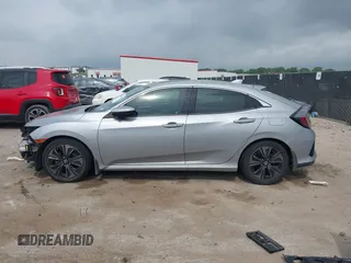 2018 Honda Civic EX z VIN SHHFK7H58JU212255, wystawiony jako IAAI lot #42264663 z przebiegiem 68 078 mil mil oraz . Historia ofert i sprzedaży dostępna na DreamBid. Obrazek 15.
