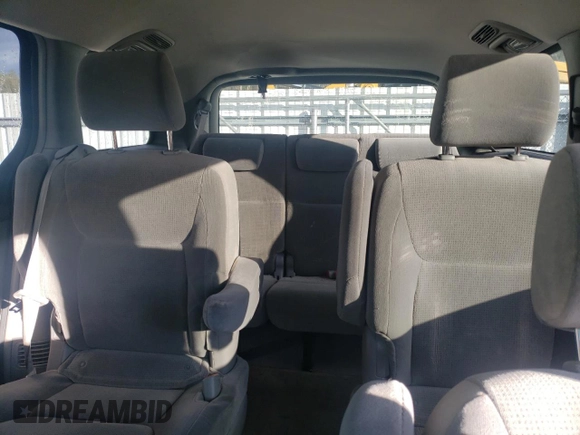 2005 Toyota Sienna LE with VIN 5TDBA23C25S047963, listed as a Copart auction lot 43826585 with 189,785 mi miles and Salvage Title. Bid and sale history available at carsss.com. Image 10.