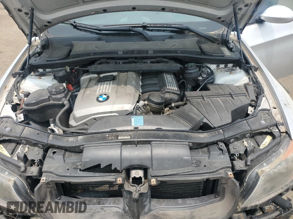 2006 BMW 3 Series 325xi with VIN WBAVT13536KW23228, listed as a Copart auction lot 58734625 with 163,661 mi miles and Salvage title. Bid and sale history available at DreamBid. Image 11.