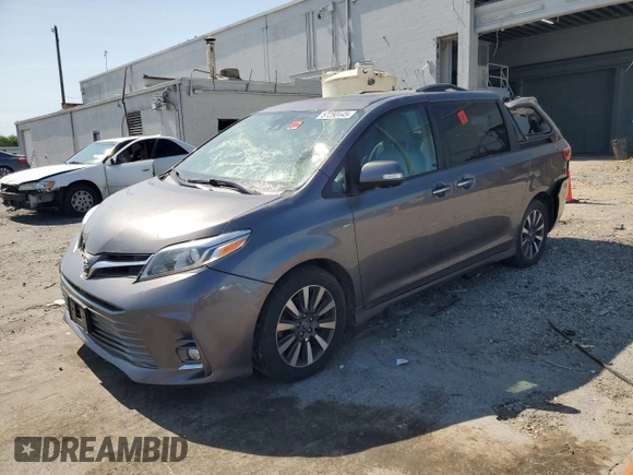 2018 Toyota Sienna XLE с VIN 5TDDZ3DC0JS196792, выставлен на аукционе Copart как лот 57250445 с пробегом 146 479 миль миль и Списание • Salvage title. История ставок и продаж доступна на DreamBid. Изображение 1.