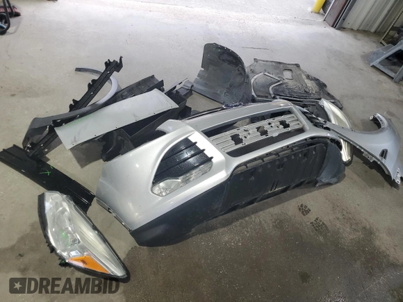 2014 Ford Escape Titanium с VIN 1FMCU0J98EUA35069, выставлен на аукционе Copart как лот 58369635 с пробегом 92 323 миль миль и Списание • Salvage title. История ставок и продаж доступна на DreamBid. Изображение 13.