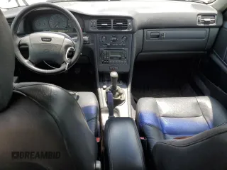 1998 Volvo S70 z VIN YV1LS5340W2417595, wystawiony jako Copart lot #58514365 z przebiegiem 128 166 mil mil oraz Tytuł czysty. Historia ofert i sprzedaży dostępna na DreamBid. Obrazek 8.