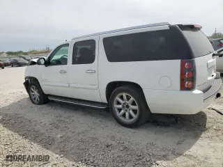 2008 GMC Yukon XL Denali with VIN 1GKFK66868J240118, listed as a Copart auction lot 73413714 with 249,853 mi miles and Salvage Title. Bid and sale history available at carsss.com. Image 2.