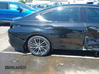 2024 Lexus ES 350 с VIN 58ADZ1B1XRU178415, выставлен на аукционе IAAI как лот 42220498 с пробегом 29 043 миль миль и . История ставок и продаж доступна на DreamBid. Изображение 18.