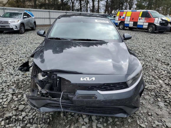 2022 Kia Forte LXS with VIN 3KPF24AD9NE502095, listed as a Copart auction lot 49379155 with 28,300 mi miles and Salvage Title. Bid and sale history available at carsss.com. Image 5.