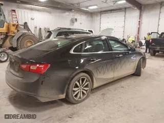 2016 Chevrolet Malibu LT with VIN 1G1ZE5STXGF289904, listed as a IAAI auction lot 42031474 with 290,978 mi miles. Bid and sale history available at carsss.com. Image 4.