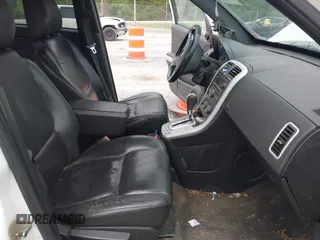 2007 Pontiac Torrent with VIN 2CKDL73F076068004, listed as a IAAI auction lot 42106475 with 226,091 mi miles. Bid and sale history available at carsss.com. Image 5.