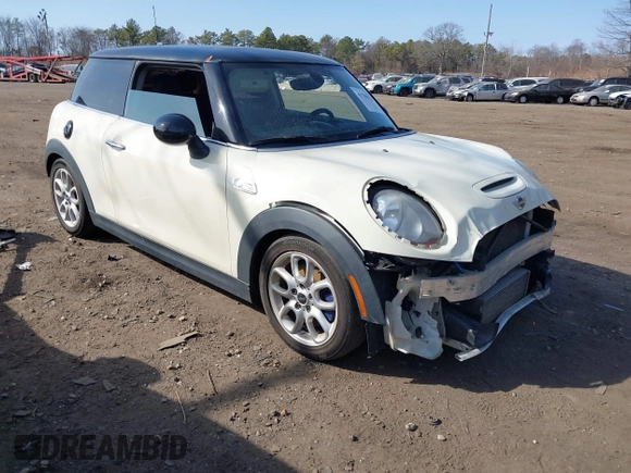 2014 MINI Hardtop S with VIN WMWXM7C57ET987122, listed as a IAAI auction lot 41780127 with 78,567 mi miles and . Bid and sale history available at DreamBid. Image 14.