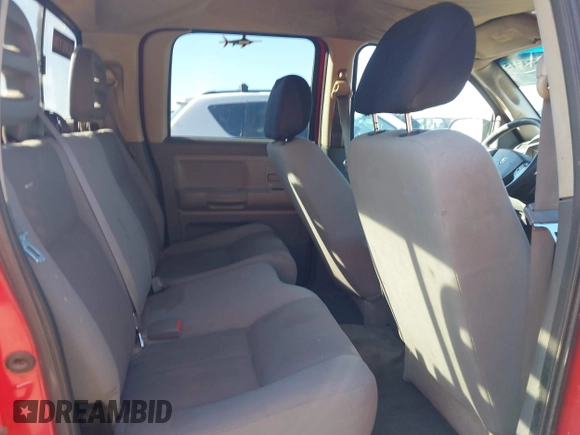 2005 Dodge Dakota SLT with VIN 1D7HW48N65S202948, listed as a IAAI auction lot 38573315 with 351,854 mi miles and . Bid and sale history available at DreamBid. Image 8.