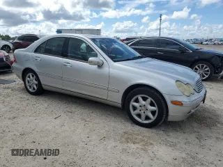 2004 Mercedes-Benz C 320 with VIN WDBRF64J94F458584, listed as a Copart auction lot 71086584 with 112,052 mi miles and Salvage Title. Bid and sale history available at DreamBid. Image 4.