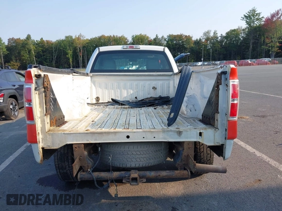 2013 Ford F-150 XL with VIN 1FTNF1CF8DKF22685, listed as a IAAI auction lot 40300889 with 212,575 mi miles. Bid and sale history available at carsss.com. Image 17.