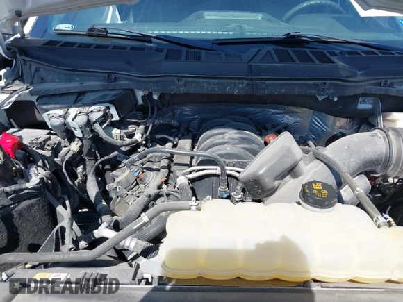 2021 Ford F-150 XL z VIN 1FTEW1C5XMKE11370, wystawiony jako IAAI lot #40300673 z przebiegiem 37 300 mil mil oraz . Historia ofert i sprzedaży dostępna na DreamBid. Obrazek 10.