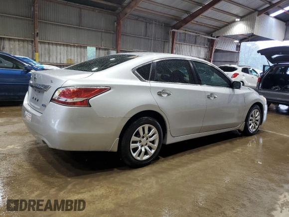 2014 Nissan Altima S with VIN 1N4AL3APXEN376634, listed as a Copart auction lot 54236615 with 139,447 mi miles and Salvage Title. Bid and sale history available at DreamBid. Image 3.