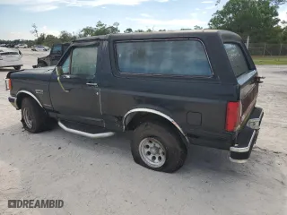 1988 Ford Bronco Custom with VIN 1FMEU15H4JLA87668, listed as a Copart auction lot 71630614 with 76,473 mi miles and Clean Title. Bid and sale history available at carsss.com. Image 2.
