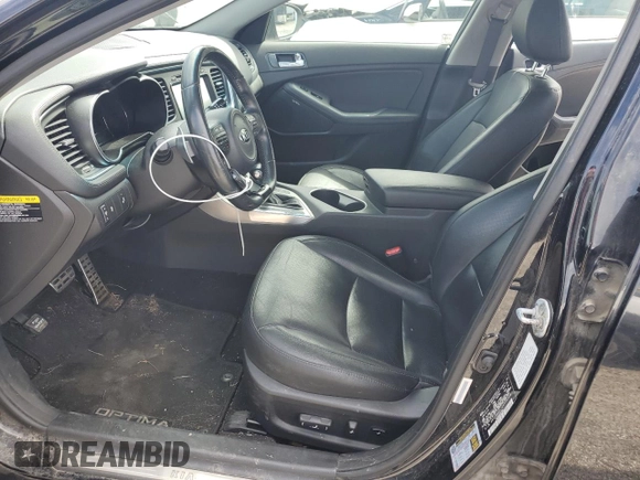 2014 Kia Optima SX Turbo z VIN 5XXGR4A67EG306326, wystawiony jako Copart lot #55883095 z przebiegiem 142 544 mil mil oraz Szkoda całkowita • Salvage title. Historia ofert i sprzedaży dostępna na DreamBid. Obrazek 7.