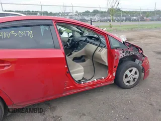 2011 Toyota Prius I with VIN JTDKN3DU6B0289624, listed as a IAAI auction lot 40030478 with 268,918 mi miles. Bid and sale history available at carsss.com. Image 6.
